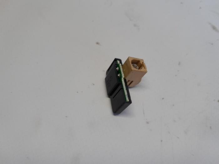 Gebrauchte Antenne bluetooth Opel Zafira Tourer (P12) 2.0 CDTI 16V 130 Ecotec Preis € 26,25 Margenregelung angeboten von Reclycar De Boer BV