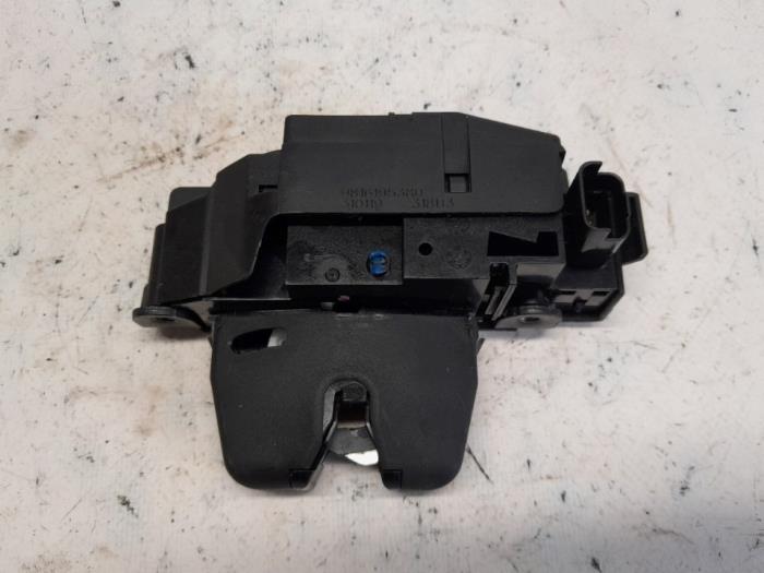 Begagnade Låsmekanism, baklucka Citroen C3 (SX/SW) 1.2 Vti 12V PureTech Pris € 36,75 Marginaltabell erbjuds av Reclycar De Boer BV