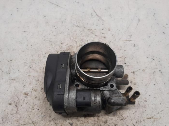 Gebrauchte Drosselklappengehäuse Audi A3 (8L1) 1.6 Preis € 42,00 Margenregelung angeboten von Reclycar De Boer BV