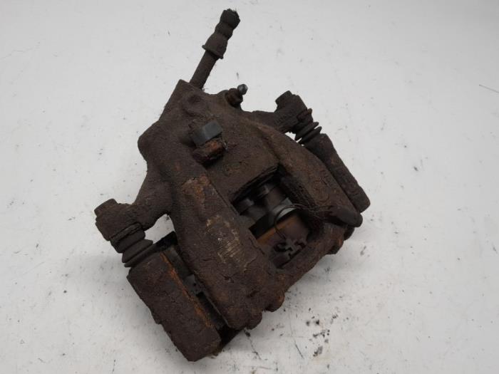 Gebrauchte Bremszange links hinten Volkswagen Crafter 2.5 TDI 30/32/35/46/50 Preis € 52,50 Margenregelung angeboten von Reclycar De Boer BV