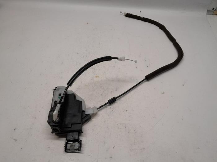 Begagnade Dörrlåsmekanism, 2-dörrars, höger Peugeot RCZ (4J) 2.0 HDi 16V FAP Pris € 26,25 Marginaltabell erbjuds av Reclycar De Boer BV