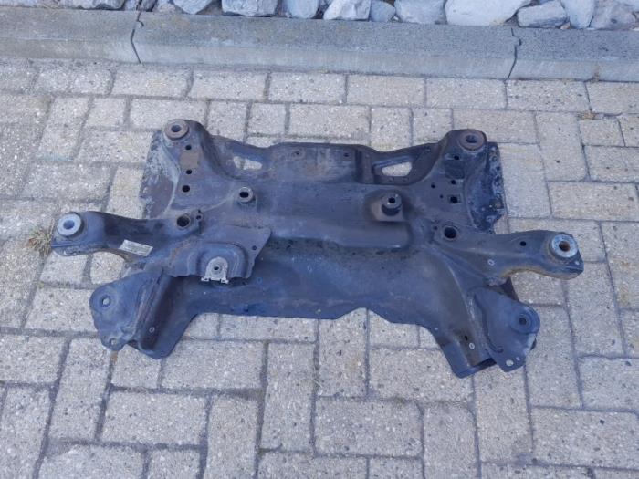 Used Subframe Peugeot 508 (8D) 1.6 HDiF 16V Price € 52,50 Margin scheme offered by Reclycar De Boer BV