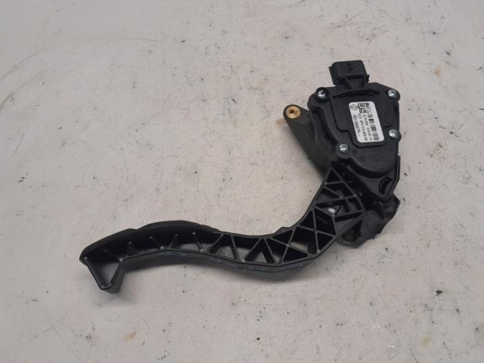 Begagnade Gaspedalsensor Dacia Duster (SR) 1.0 TCE 100 Bi-Fuel, Eco-G 12V Pris € 78,75 Marginaltabell erbjuds av Reclycar De Boer BV