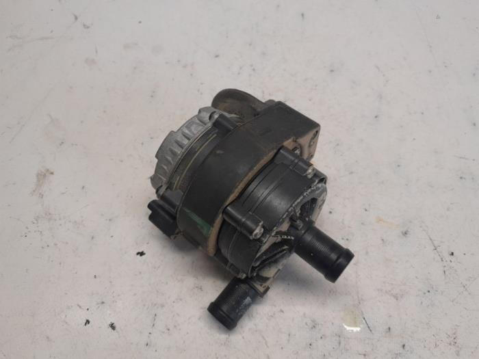Begagnade Vattenpump Nissan Townstar 44 kWh Pris € 131,25 Marginaltabell erbjuds av Reclycar De Boer BV
