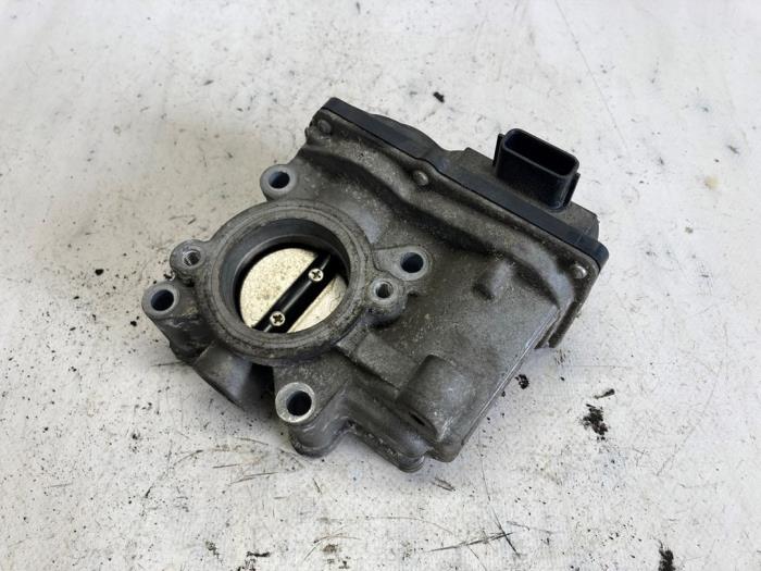 Gebrauchte Drosselklappengehäuse Renault Scénic III (JZ) 1.4 16V TCe 130 Preis € 26,25 Margenregelung angeboten von Reclycar De Boer BV