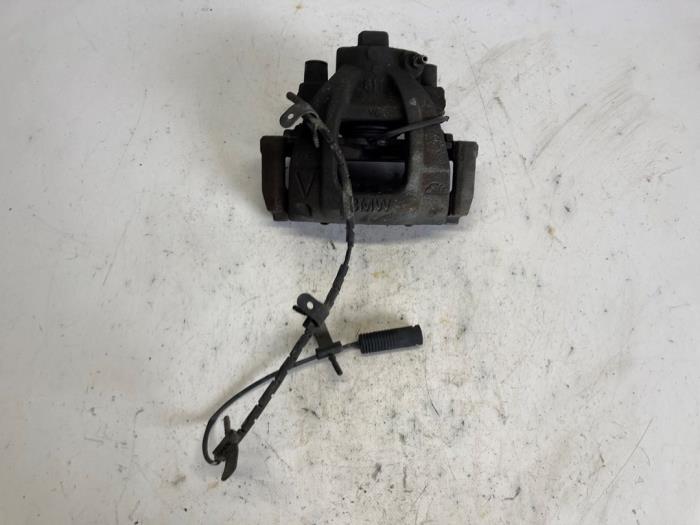 Gebrauchte Bremszange links vorne Austin Mini Open (R52) 1.6 16V Cooper Preis € 21,00 Margenregelung angeboten von Reclycar De Boer BV