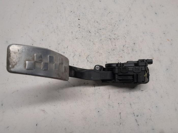 Begagnade Gaspedalsensor Renault Wind (EN/E4) 1.2 16V TCE Pris € 26,25 Marginaltabell erbjuds av Reclycar De Boer BV