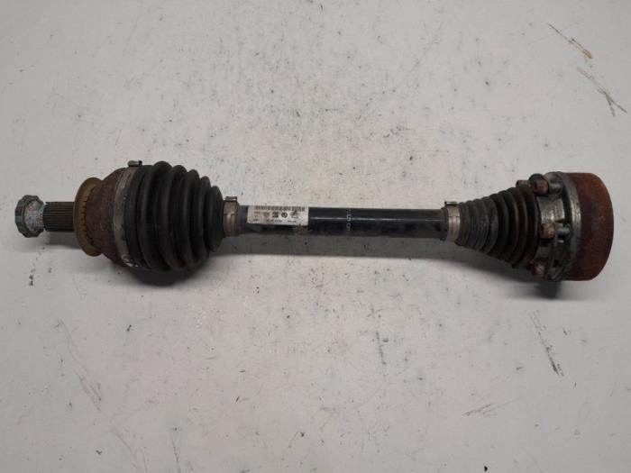 Gebrauchte Antriebswelle links vorne Audi A1 (8X1/8XK) 1.4 TFSI 16V 122 Preis € 26,25 Margenregelung angeboten von Reclycar De Boer BV