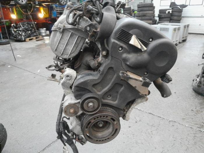 Engine from a Opel Meriva (A) 1.6 16V 2003