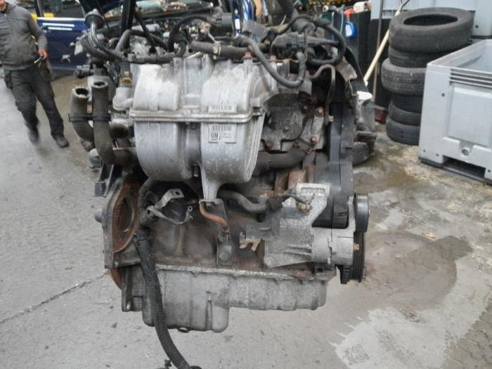 Engine from a Opel Meriva (A) 1.6 16V 2003