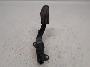 Usados Sensor de posición de acelerador Toyota Yaris III (P13) 1.0 12V VVT-i Precio € 42,00 Norma de margen ofrecido por Reclycar De Boer BV