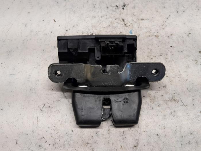 Tailgate lock mechanism Ford Fiesta 6 1.0 SCI 12V 80 - 1761865