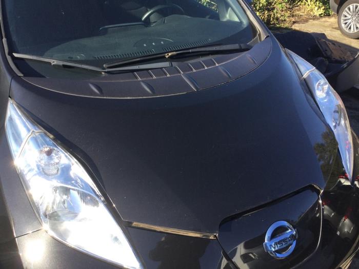 Używane Maska Nissan Leaf (ZE0) Leaf Cena € 262,50 Procedura marży oferowane przez Reclycar De Boer BV