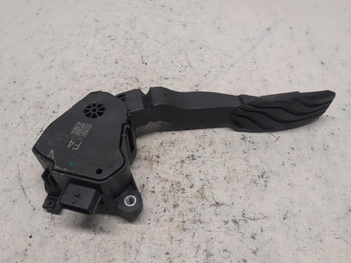 Begagnade Gaspedalsensor Renault Austral 1.2 E-Tech Hybrid 200 Pris € 52,50 Marginaltabell erbjuds av Reclycar De Boer BV