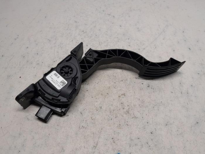 Begagnade Gaspedalsensor Volvo V40 (MV) 2.0 D2 16V Pris € 26,25 Marginaltabell erbjuds av Reclycar De Boer BV