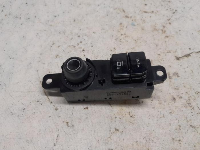 Usagé Commande ordinateur de bord Peugeot 208 I (CA/CC/CK/CL) 1.2 Vti 12V PureTech 82 Prix € 15,75 Règlement à la marge proposé par Reclycar De Boer BV