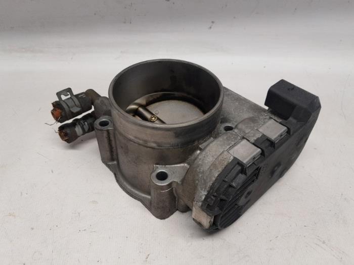 Usagé Boitier papillon Audi A4 (B6) 2.4 V6 30V Prix € 36,75 Règlement à la marge proposé par Reclycar De Boer BV