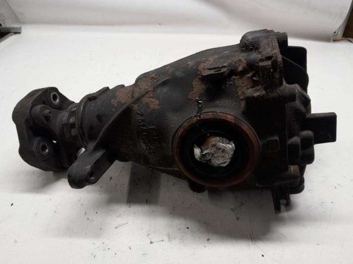 Differential hinten van een BMW 1 serie (F20) 120i 1.6 16V 2012