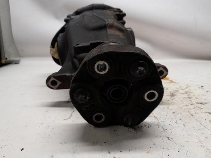 Differential hinten van een BMW 1 serie (F20) 120i 1.6 16V 2012
