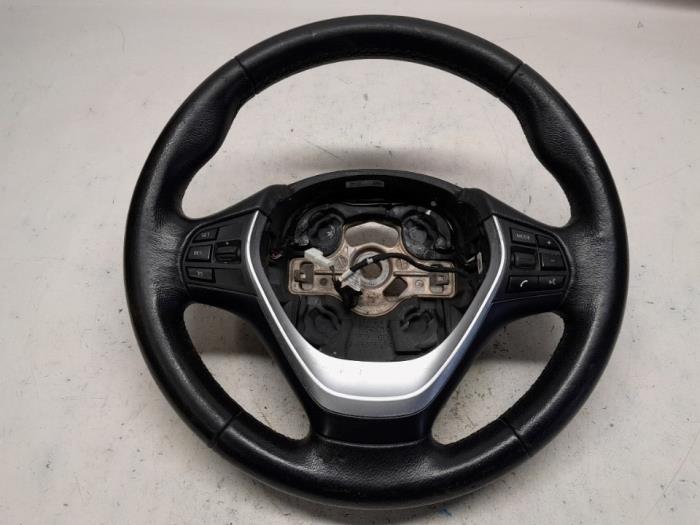 Begagnade Ratt BMW 1 serie (F20) 120i 1.6 16V Pris € 78,75 Marginaltabell erbjuds av Reclycar De Boer BV