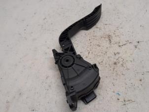 Gaspedalposition Sensor van een Renault Twingo II (CN) 1.2 16V 2011