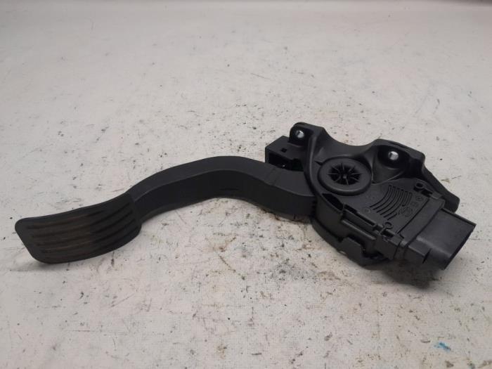 Begagnade Gaspedalsensor Ford S-Max (GBW) 2.0 TDCi 16V 140 Pris € 52,50 Marginaltabell erbjuds av Reclycar De Boer BV