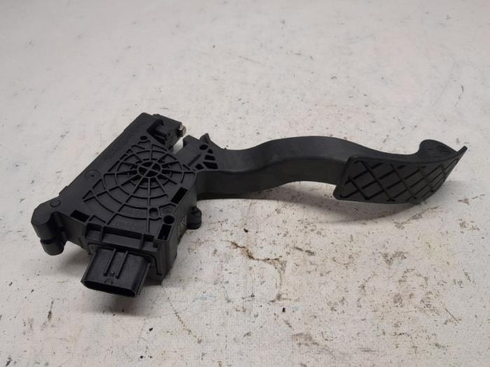 Begagnade Gaspedalsensor Skoda Kamiq 1.0 TSI 12V Pris € 26,25 Marginaltabell erbjuds av Reclycar De Boer BV