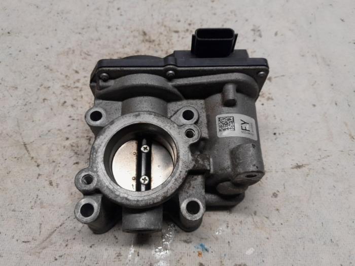 Gebrauchte Drosselklappengehäuse Renault Clio IV (5R) 0.9 Energy TCE 90 12V Preis € 36,75 Margenregelung angeboten von Reclycar De Boer BV