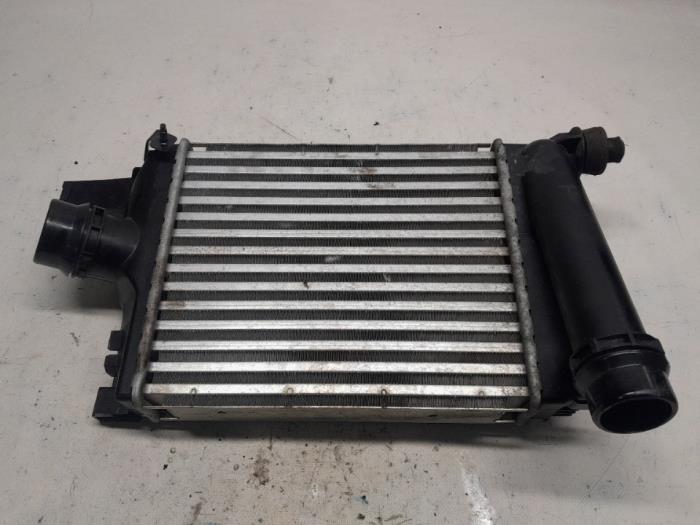 Usagé Intercooler Renault Captur I (2R) 0.9 Energy TCE 12V Prix € 52,50 Règlement à la marge proposé par Reclycar De Boer BV