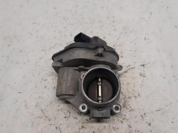 Gebrauchte Drosselklappengehäuse Volvo C30 (EK/MK) 1.6 16V Preis € 78,75 Margenregelung angeboten von Reclycar De Boer BV
