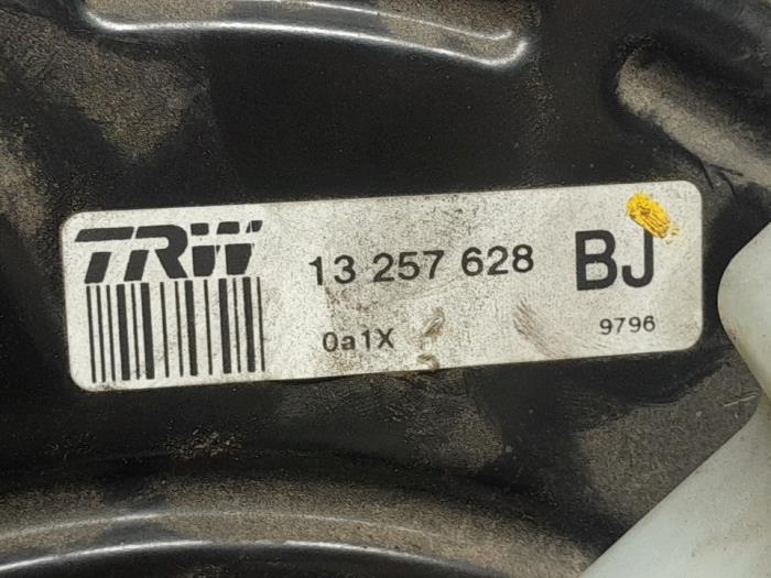 Assistant de freinage d'un Opel Meriva (B) 1.7 CDTI 16V 2011