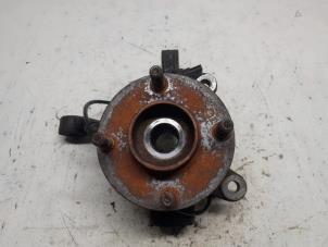 Used Front wheel hub Ford Fiesta 6 (JA8) 1.6 TDCi 16V ECOnetic Price € 26,25 Margin scheme offered by Reclycar De Boer BV