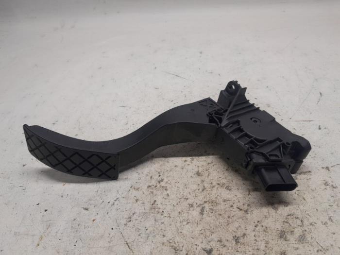 Begagnade Gaspedalsensor Volkswagen Golf VIII (CD1) 1.0 eTSI 12V Pris € 26,25 Marginaltabell erbjuds av Reclycar De Boer BV