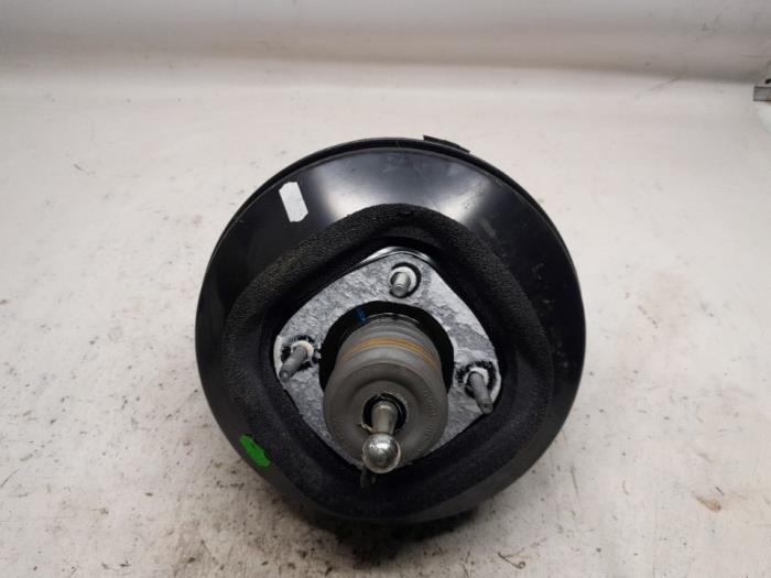 Usagé Servo frein Peugeot 2008 (CU) 1.2 12V e-THP PureTech 110 Prix € 26,25 Règlement à la marge proposé par Reclycar De Boer BV