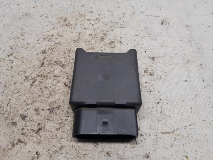 Usagé Module pompe carburant Volkswagen Golf VIII (CD1) 1.0 eTSI 12V Prix € 15,75 Règlement à la marge proposé par Reclycar De Boer BV