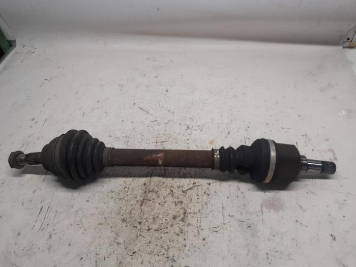 Gebrauchte Antriebswelle links vorne Citroen C4 Berline (NC) 1.6 16V VTi Preis € 26,25 Margenregelung angeboten von Reclycar De Boer BV