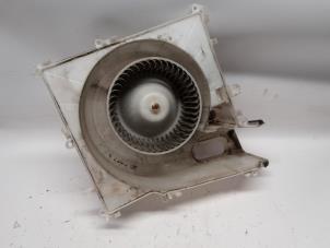 Usados Motor de ventilador de calefactor Nissan X-Trail (T30) 2.2 Di 4x2 Precio € 262,50 Norma de margen ofrecido por Reclycar De Boer BV