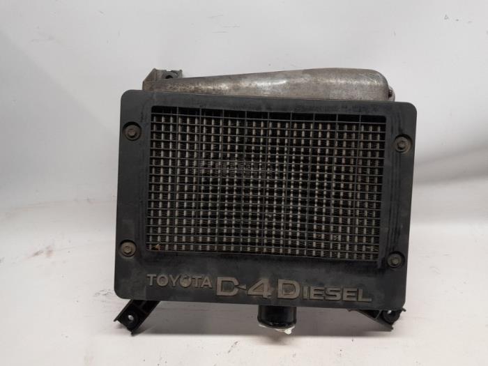 Usados Intercooler Toyota RAV4 (A2) 2.0 D-4D 16V 4x4 Precio € 36,75 Norma de margen ofrecido por Reclycar De Boer BV