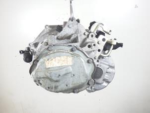 Used Gearbox Opel Combo Cargo 1.5 CDTI 100 Price € 787,50 Margin scheme offered by Reclycar De Boer BV