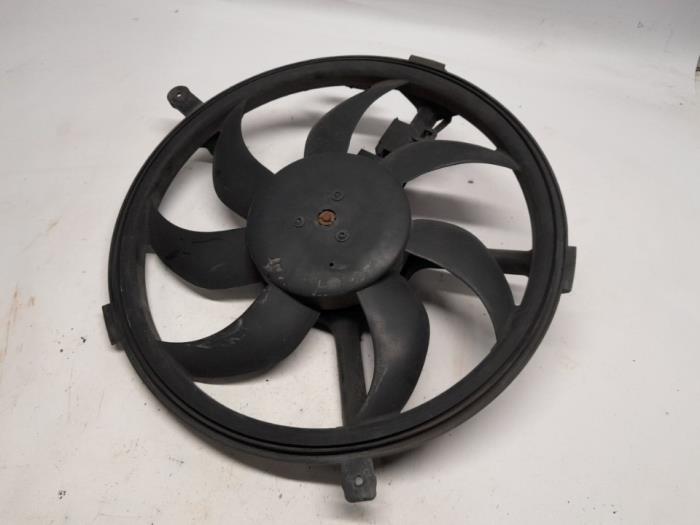 Begagnade Fläktmotor Mini Mini (R56) 1.4 16V One Pris € 36,75 Marginaltabell erbjuds av Reclycar De Boer BV