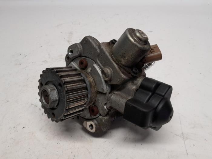 Usagé Pompe carburant mécanique Seat Ibiza IV (6J5) 1.4 TDI 12V Prix € 472,50 Règlement à la marge proposé par Reclycar De Boer BV
