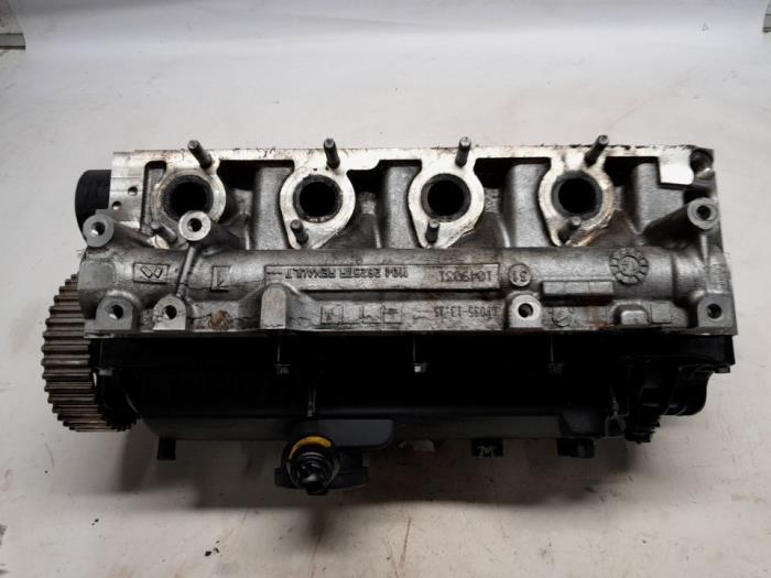 Usagé Culasse Renault Clio IV Estate/Grandtour (7R) 1.5 Energy dCi 90 FAP Prix € 210,00 Règlement à la marge proposé par Reclycar De Boer BV