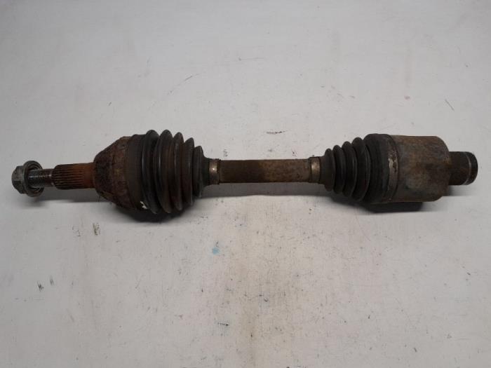 Begagnade Drivaxel, höger fram Opel Antara (LA6) 3.2 V6 24V 4x4 Pris € 36,75 Marginaltabell erbjuds av Reclycar De Boer BV