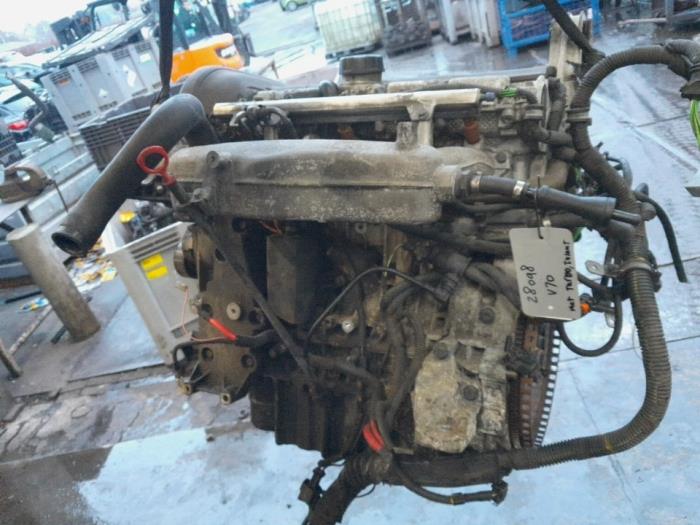 Used Engine Volvo V70 (SW) 2.4 T 20V Price € 525,00 Margin scheme offered by Reclycar De Boer BV
