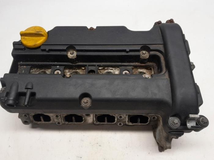 Begagnade Topplock Opel Corsa D 1.4 16V Twinport Pris € 367,50 Marginaltabell erbjuds av Reclycar De Boer BV