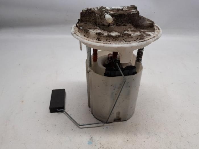 Gebrauchte Pompe d'injection Peugeot 207 CC (WB) 1.6 16V THP Preis € 36,75 Margenregelung angeboten von Reclycar De Boer BV