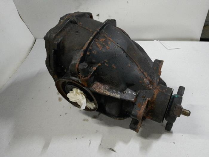 Gebrauchte Differential hinten Mercedes E (W211) 2.7 E-270 CDI 20V Preis € 210,00 Margenregelung angeboten von Reclycar De Boer BV