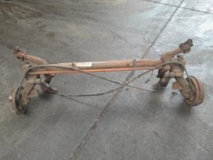 Begagnade Bakre drivaxel Peugeot 206 (2A/C/H/J/S) 1.4 XR,XS,XT,Gentry Pris € 210,00 Marginaltabell erbjuds av Reclycar De Boer BV