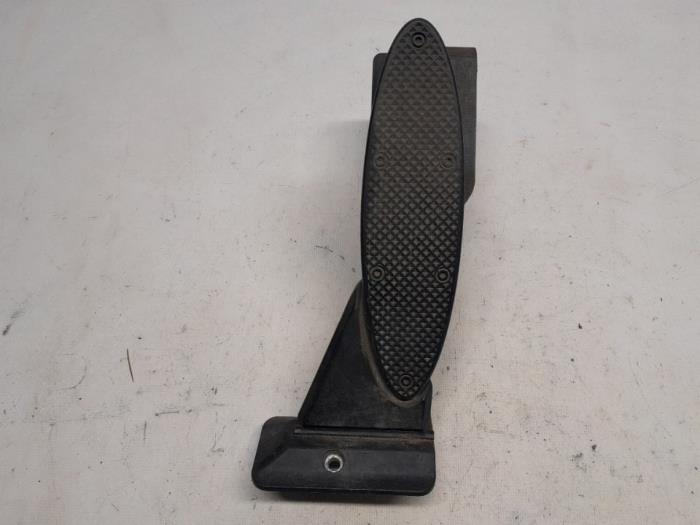 Begagnade Gaspedalsensor Mini Countryman (R60) 1.6 Cooper D Pris € 26,25 Marginaltabell erbjuds av Reclycar De Boer BV