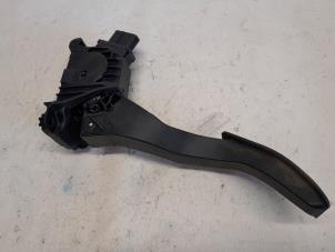 Gaspedalposition Sensor van een Volkswagen Golf VII (AUA) 1.4 TGI 16V 2015